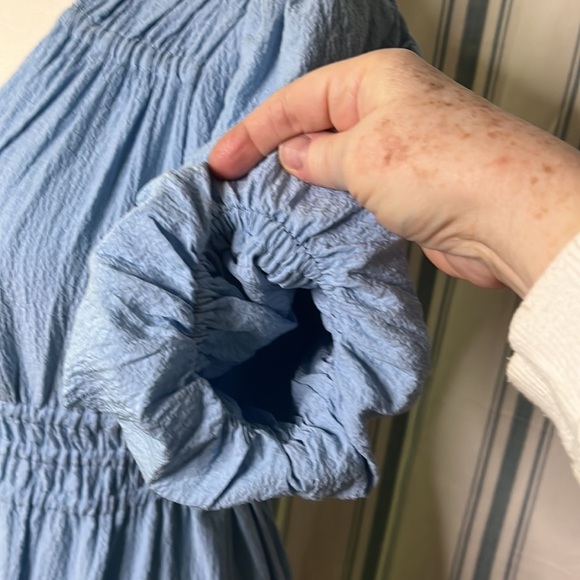 CALVIN KLEIN baby blue smocked poof sleeve womens Gauze dress - Picture 5 of 12